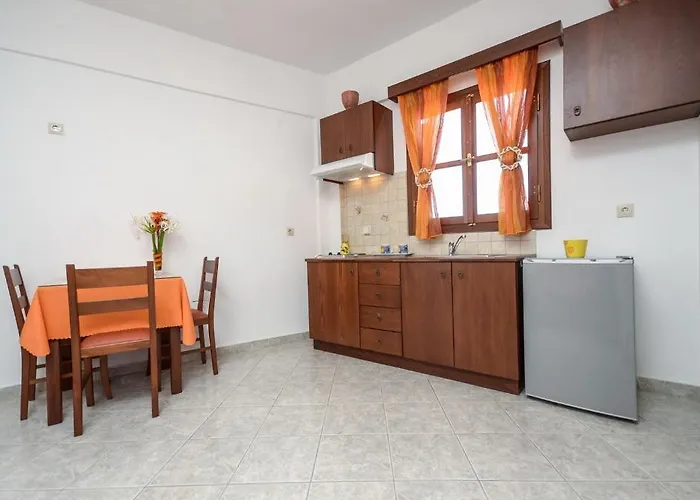 Margaritis Apartament *