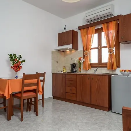 דירה Margaritis Agia Anna (Naxos)